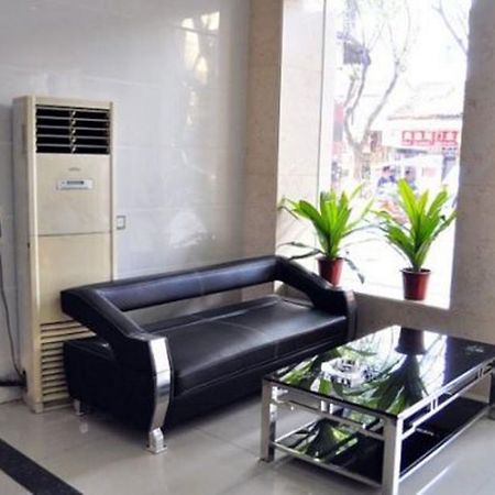 Aoqi Business Hotel Guangzhou Exterior photo